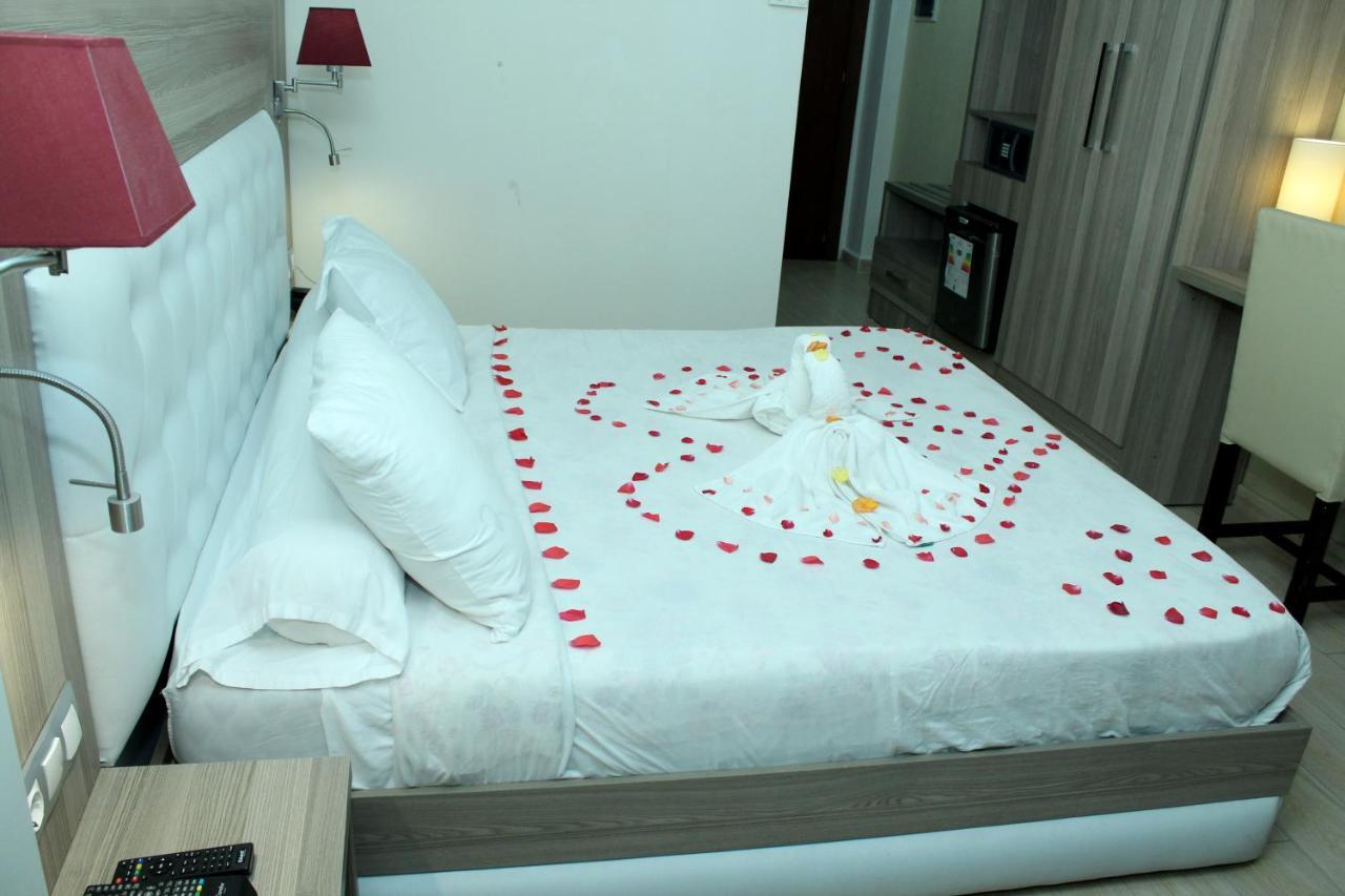 Hotel Amsterdam Rouiba Esterno foto